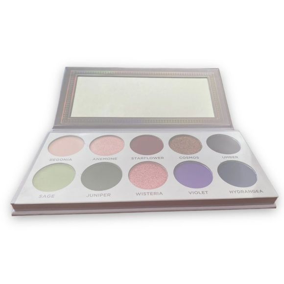 🆕 Ace Beaute: Limited Edition- Violet Sage Palette - Picture 12 of 15